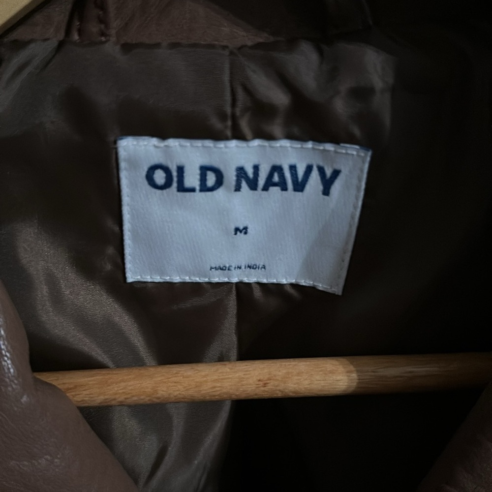 Women’s Jacket - Picture 2 of 5